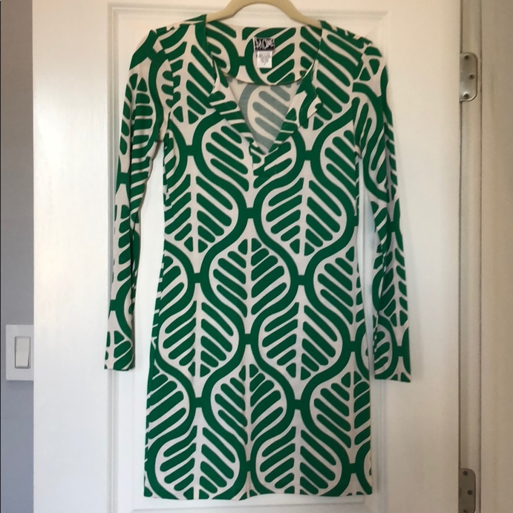 DVF silk dress in size 0
